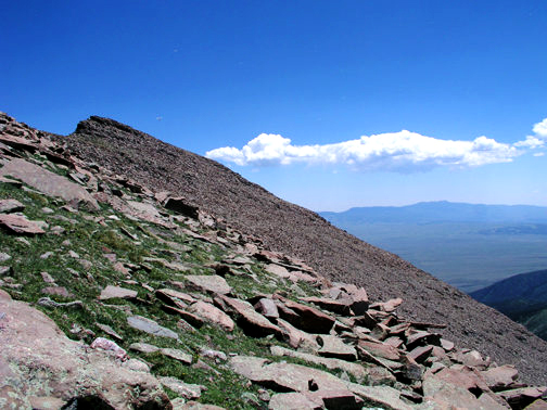 View to the summit of Humbolt Peak