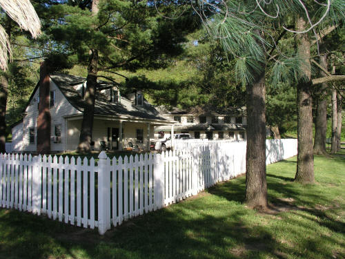 St. Albans Bungalow with White Picket Fence