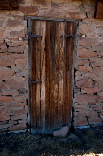 Johnson Mesa abandoned farmstead